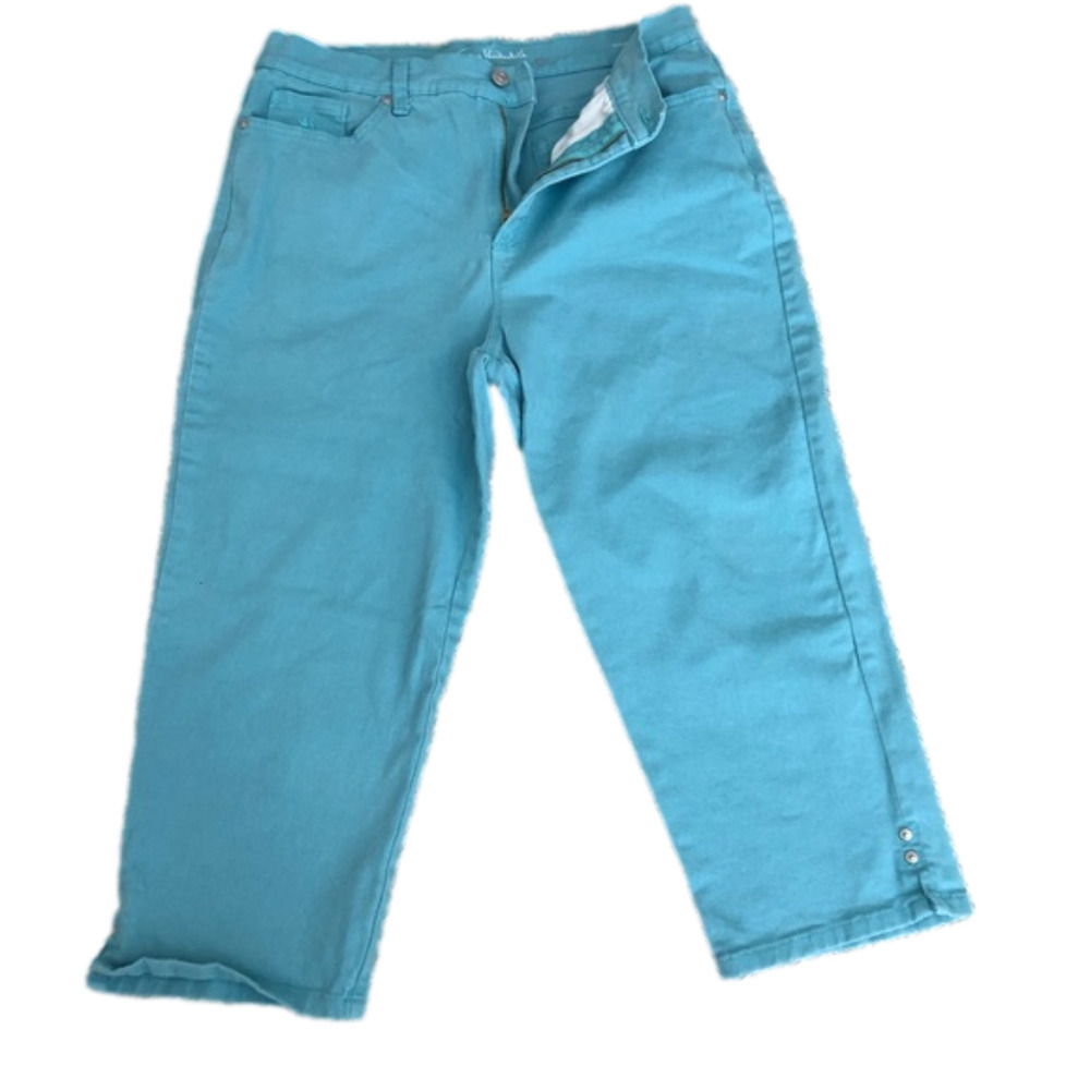 Gloria Vanderbilt Amanda Slimming Crop Pants